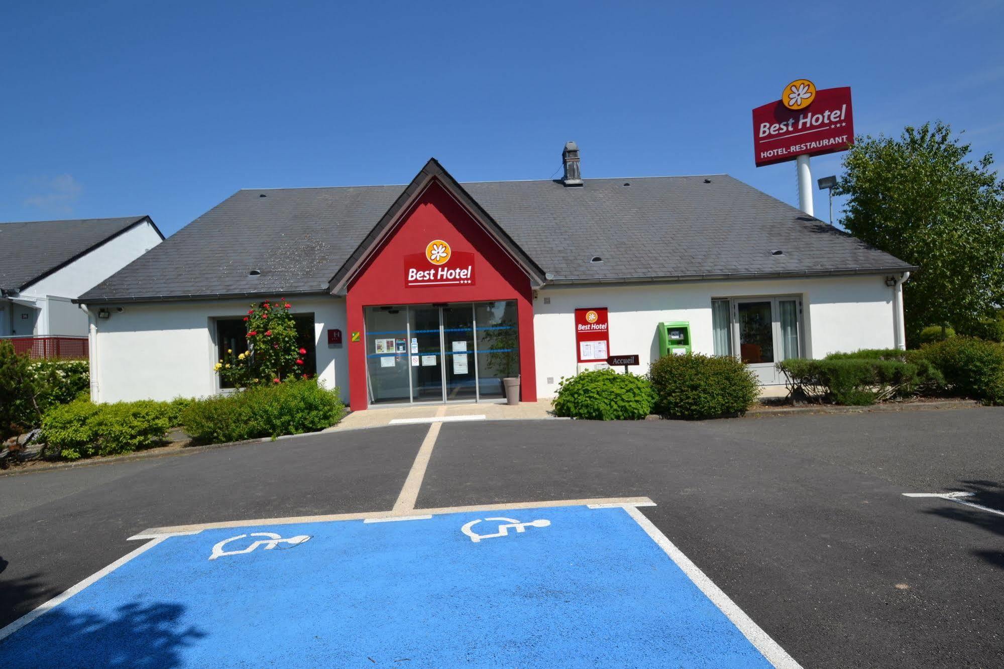 Brit Hotel マイエンヌ エクステリア 写真