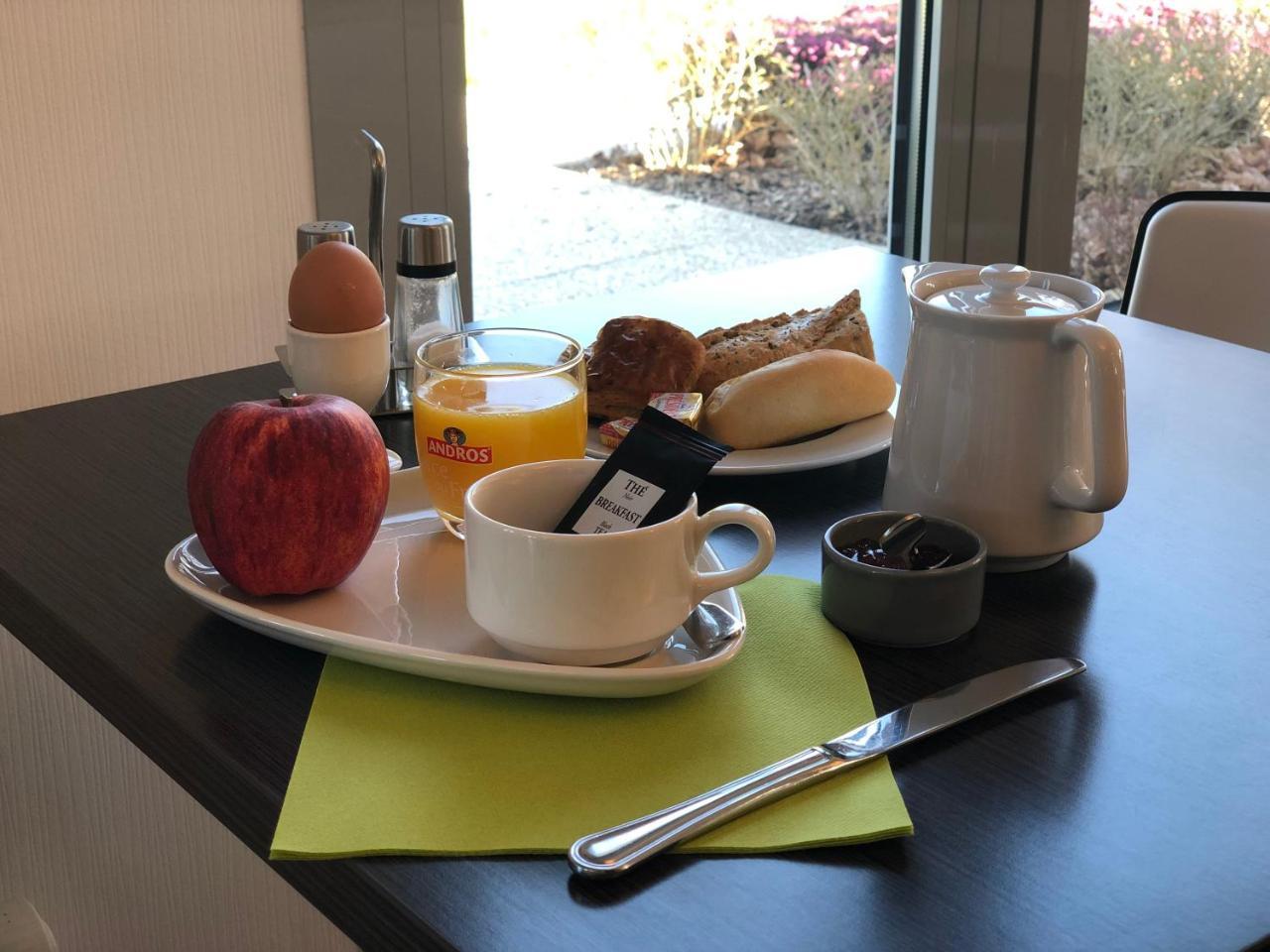 Brit Hotel マイエンヌ エクステリア 写真